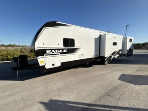 Producto en oferta: Autocaravana Keystone RV P-a-s-s-p-o-r-t 2650BH G-r-a-n-d T-o-u-r-i-n-g 2014, seminueva, en excelentes condiciones, lista para la venta. - Product Image 4