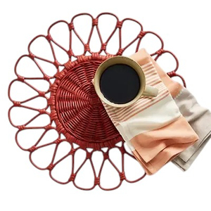 Ensemble d'assiettes de présentation élégantes, faites à la main, de couleur naturelle, napperons en rotin tissé blanchi à la chaux, cadeau personnalisé écologique - Product Image 4