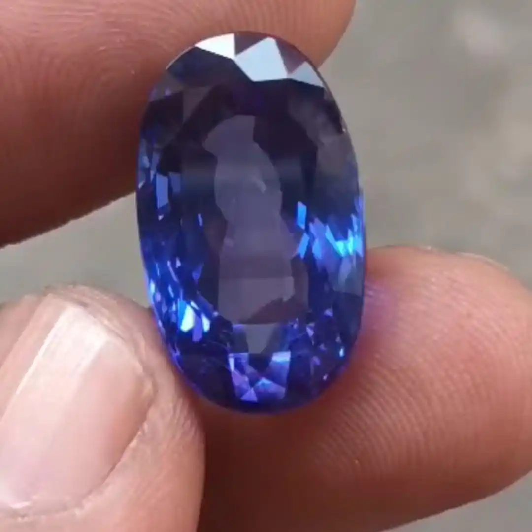 Tanzanite bleue naturelle Cabochon Carat couleur bleu Tanzanite Cabs forme bleu Tanzanite Cabochon lâche G