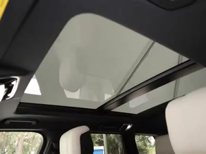 Britania 2024 L.A.N.D Rover Range Rover Sport H.S T, Volante a la Izquierda, ABS/ESC Eléctrico, Asientos de Cuero, Cámara Trasera, Faros de Xenón - Product Image 3