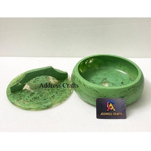 Bol de forme ronde en résine de couleur personnalisée avec couvercle Vaisselle design Vaisselle pour la maison et la cuisine Bol en résine tendance Décorations de mariage - Product Image 1