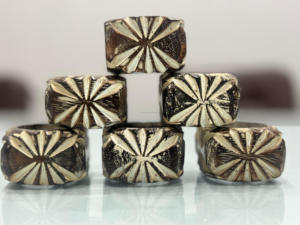 Anneaux de serviette en bois écologiques faits à la main de luxe inspirés de Noël pour les mariages et les événements vente en gros en vrac - Product Image 6