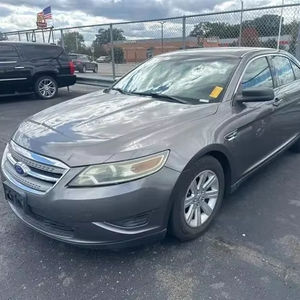 2011 Ford Taurus SE - Product Image 1