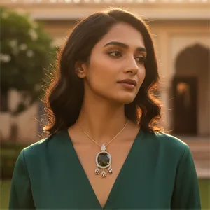 Pendentif en pierres précieuses Art Palace pour femmes avec diamants Pendentifs et breloques en diamants - Product Image 1