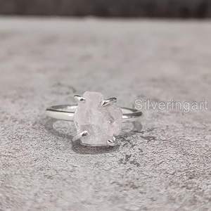Bague pour femme en argent sterling 925, pierre précieuse en quartz rose naturel, pierre de naissance d'avril, sertie à griffes, bijoux faits à la main, cadeau d'anniversaire - Product Image 1
