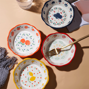 Ensaladera de cerámica colorida hecha a mano con diseño único perfecto para servir en la cocina del hogar o en el restaurante - Product Image 1