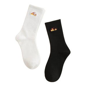 Chaussettes de sport amusantes personnalisées en coton à deux orteils, respirantes, à séchage rapide, en tricot jacquard décontracté pour homme, automne - Product Image 4