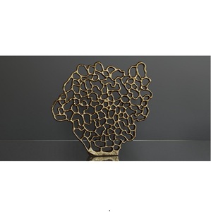 Décoration de table artisanale en métal aluminium de Noël au design moderne avec finition de haute qualité - Product Image 5