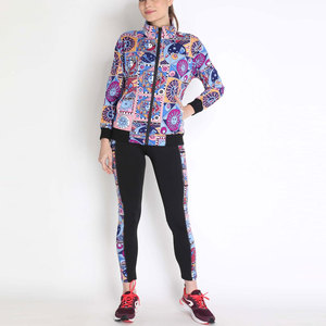 Chándal con estampado de cremallera para mujer al por mayor personalizado para correr en el gimnasio y ropa informal conjunto de 2 piezas chándales con cremallera para mujer - Product Image 1