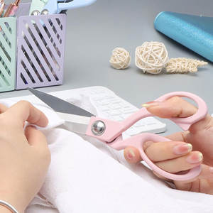 Ciseaux à lame longue en acier inoxydable, tranchants, avec manche en plastique pour coupes droites et nettes, haute performance, pour le travail de couture droitier - Product Image 2