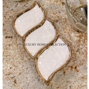 Cuencos de metal hechos a mano con acabados suaves y elegantes diseños atemporales perfectos tanto para comidas casuales como para ocasiones especiales - Product Image 3