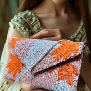 Bolso hecho a mano con cuentas de cristal multicolor, bolso de mano informal de mano, artesanía india, Color personalizado, estilo Baguette MS - Product Image 4