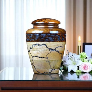Urna de cremación de madera de lujo con brillo elegante, perfecta para funerales de exhibición ceremonial y almacenamiento respetuoso de cenizas para siempre - Product Image 6