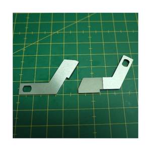 H010676 CUCHILLO INFERIOR DOMÉSTICO OVERLOCK PIEZAS DE MÁQUINA - Product Image 2