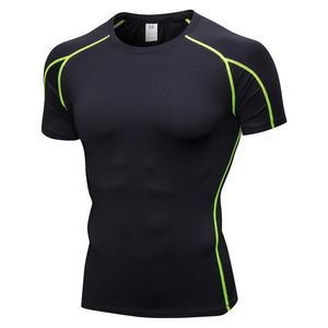Personalizar Color negro media manga Rash Guard Poly-Spandex Camiseta de compresión para hombre Rendimiento de gimnasio de secado rápido - Product Image 5