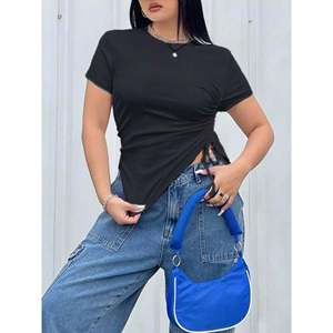 T-shirt da donna taglie forti con scollo rotondo e maniche corte, stampa floreale, in jersey di seta e cotone, casual, con logo a fantasia floreale, per l'estate - Product Image 5