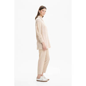 Blusa Casual de Lino y Algodón para Mujer - Corte Holgado con Detalle de Botones y Largo Corto - Product Image 2