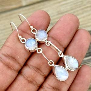 Boucles d'oreilles pendantes en pierre de lune arc-en-ciel, bijoux en argent sterling faits à la main, cadeau élégant pour femmes, design de style bohème - Product Image 2