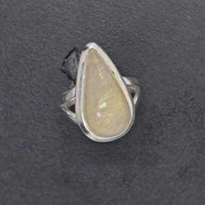 Élégante bague rutile en argent 925 faite à la main avec des bijoux de déclaration en pierres précieuses naturelles - Product Image 1