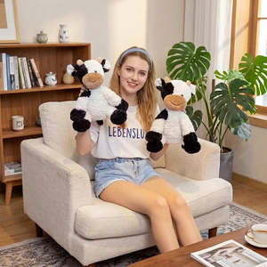 Super Soft 10 cm Vaca De Peluche Abrazable Plush Toy for Stress Relief Polyester PP Cotton ODM Customizable for Anniversaries - Product Image 2