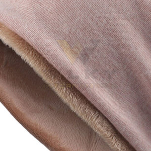 Gorro de Punto Suave que Ofrece Calidez y Ajuste Flexible, Ideal para Actividades al Aire Libre y Uso Casual - Product Image 4