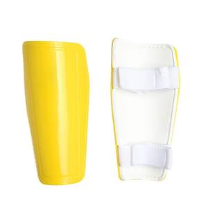 Protège-tibias de football absorbant les chocs avec coque extérieure en PP et coussin en EVA pour l'entraînement de football des jeunes et des adultes - Product Image 3