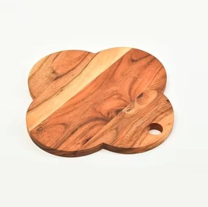 Tabla de cortar de madera hecha a mano ecológica con forma llamativa apta para lavavajillas para utensilios de cocina, tiendas y distribuidores de regalos - Product Image 4