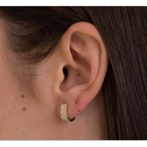 Pendientes redondos de oro amarillo de 14 quilates con diamantes cultivados en laboratorio para boda, pendientes llamativos Huggie con reverso de tornillo, chapados en oro blanco - Product Image 4