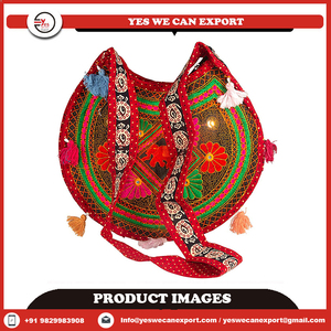 Nouveaux sacs fourre-tout élégants unisexes en jute Banjara brodés à la main avec logo personnalisé durables et peu coûteux pour hommes et femmes - Product Image 4