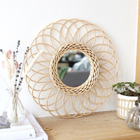 Fait au Vietnam rotin naturel artisanat décoration de la maison rotin miroir fleur rotin Vintage miroir pour décoration d'art mural