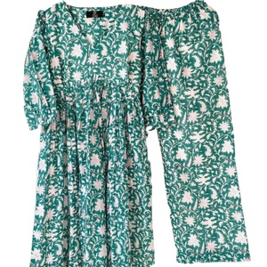 Forest Green Jhaal <b>Kurti</b> and Pants Co-ord Set High End Quality Indian Fashion Styling Ladies' Silk Salwar for Adults - Product Image 1