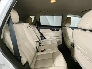 2021 X-Trail III รุ่นปรับโฉม ไมล์น้อย เครื่องยนต์สมบูรณ์ ระบบเกียร์อัตโนมัติ หลังคาพาโนรามา ไฟหน้า LED - Product Image 5