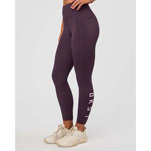 Leggings Rep Ultra High-Rise 7/8 con Bolsillos - Color Ciruela Medianoche - Nylon-Spandex Transpirable con Cintura Elástica y Estampado - Tallas XS-XXL - Product Image 2