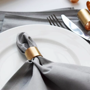 Anneaux de serviette en cuivre, porte-serviettes, anneaux de serviette de mariage, anneaux de serviette industriels, décoration de table en cuivre, cadeau de pendaison de crémaillère - Product Image 1