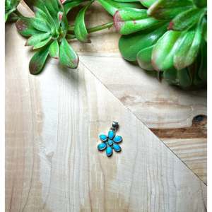 Kingman Turquoise & Sterling Silver Pendant Navajo-<b>Crafted</b> Cultural Collectible Jewelry for Men & Women - Product Image 3