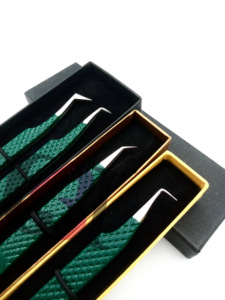 Pinzas de extensión de pestañas de diferentes estilos con recubrimiento en polvo de Calary del mejor estilo al por mayor herramientas de belleza de acero inoxidable con agarre de diamante - Product Image 3