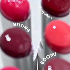 Trio de baumes à lèvres hydratants végétaliens à la vitamine E et aux huiles fruitées pour le soin et le repulpage des lèvres, étiquettes incluses - Product Image 3