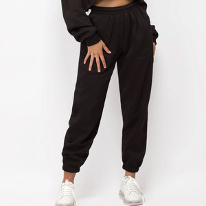Conjunto de sudaderas cortas para mujer en oferta, hechas con material de alta calidad. - Product Image 4