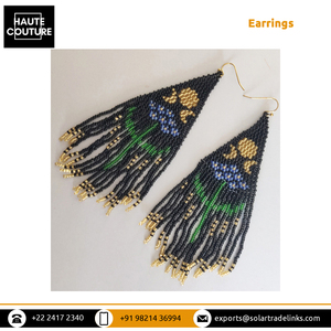 Boucles d'oreilles Lune et Hydragea perlées avec des glands brodées à la main de qualité incroyable à vendre - Product Image 3