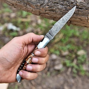 Gran oferta, cuchillo de bolsillo plegable de acero de Damasco hecho a mano personalizado, mango de madera de cuero, hermosos cuchillos para acampar al aire libre, soporte OEM - Product Image 3