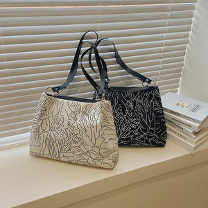 Borsa Sottospalla con Motivo Artistico di <span class=keywords><strong>Design</strong></span>, Nuova Collezione - Product Image 1