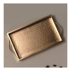 Décoration de table à la maison plateau de service en métal mignon plateau de service avec couleur argent à vendre plateau de service en acier inoxydable avec vernis - Product Image 1