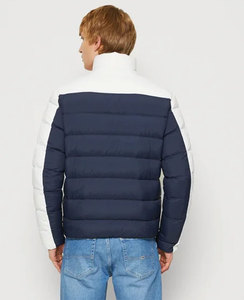 Chaqueta acolchada de moda para hombre: abrigo de invierno ligero, aislado y resistente al agua para uso informal y al aire libre - Product Image 3