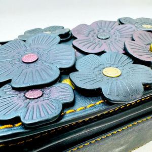 Custom Logo 3D Embossed Nickel-Free Eco-Friendly <b>Iron</b>-<b>On</b> Patches TPU PVC Rubber Silicone Heat <b>Transfer</b> Labels Clothing - Product Image 1