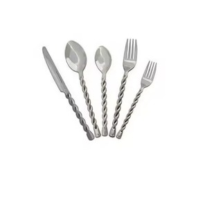 Elegante juego de cubiertos de acero inoxidable para servicio de cena real, buffet de restaurante y decoración de cocina doméstica con estilo. - Product Image 4