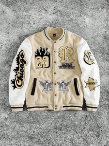 Veste universitaire vintage pour homme, couleur crème, avec lettres brodées, patch en forme de R, coupe classique, col rabattu, pour l'automne - Product Image 1