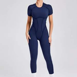 ชุดจัมพ์สูทกีฬาสำหรับผู้หญิงแห้งเร็วชุดเล่นฟิตเนสโยคะชุดบอดี้สูทผ้ายืดไร้ตะเข็บ - Product Image 4