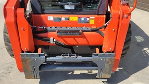 Minicargadora Kubota SSV75 2022: cargadora compacta fiable de 74HP para construcción y agricultura - Product Image 4