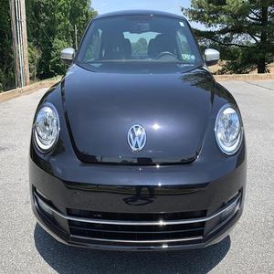 Volkswagen Beetle Turbo LA Uno Edition 2012 Económico con Volante a la Izquierda/Derecha - Product Image 1