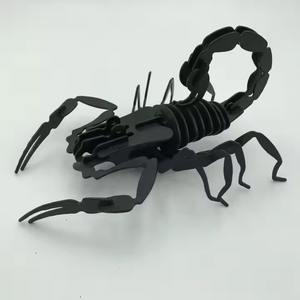 Películas de metal decorativas de lujo para el hogar, decoración de pared de fotos al por mayor para el interior del hogar, escorpión, fabricante de Vietnam - Product Image 2